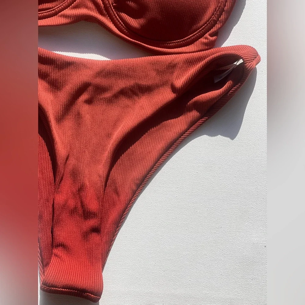 ZAFUL Underwire High Leg Ribbed Bikini With Temple Ombre NWT